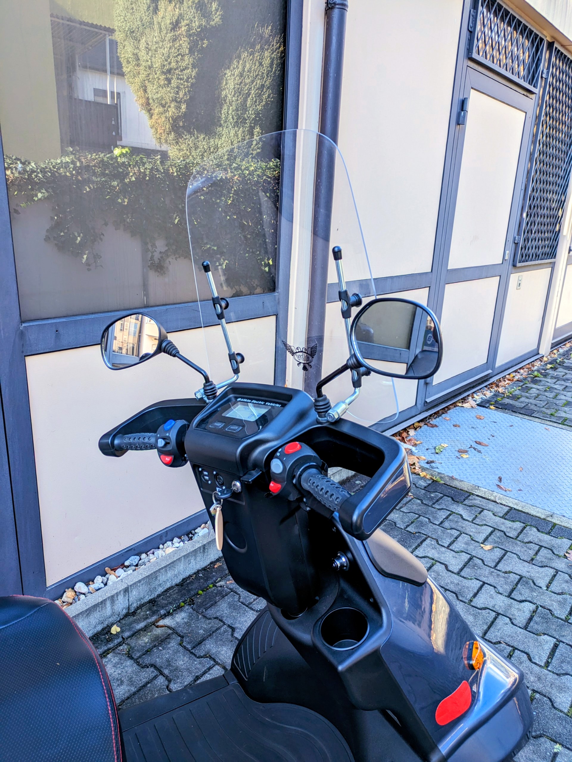 15 km/h - Gebrauchtmobil - Oberklasse